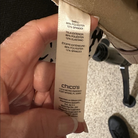 Chico's Suede Fringe Vest Sz 2 - Picture 8 of 11